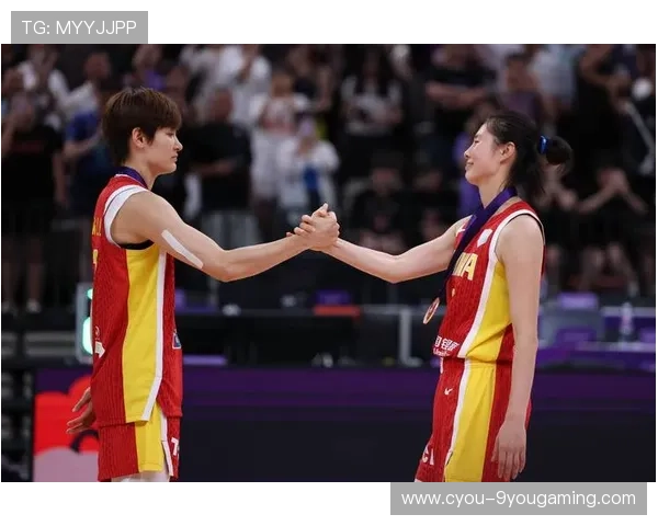 浙江女篮强势崛起，王思雨与杨力维双双发力击败深圳